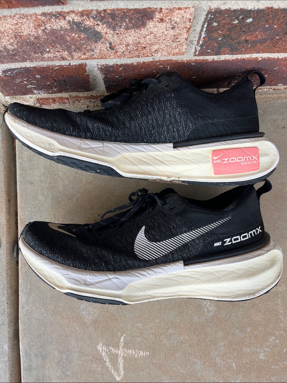 Nike ZoomX Running Shoes - Picture 6 of 10